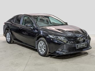 фото Toyota Camry VIII 2020