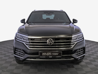 фото Volkswagen Touareg III 2019