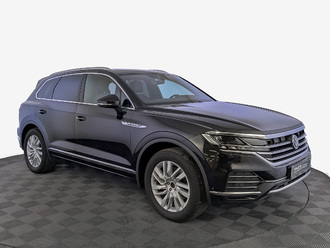 фото Volkswagen Touareg III 2019