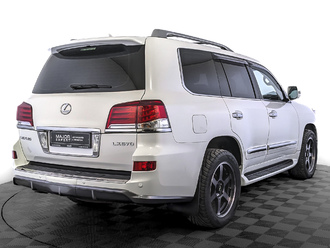 фото Lexus LX III 2013