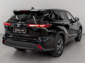 фото Toyota Highlander IV 2021