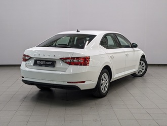 фото Skoda Superb III 2021