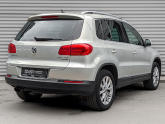 фото Volkswagen Tiguan I 2011