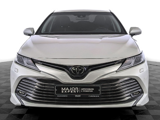 фото Toyota Camry VIII 2021