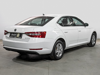 фото Skoda Superb III 2017