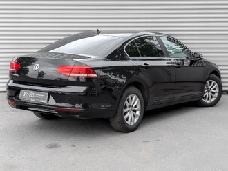 фото Volkswagen Passat B8 2018