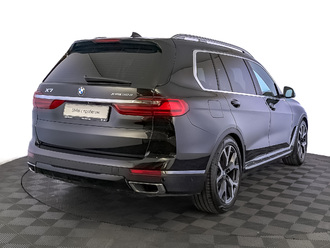 фото BMW X7 (G07) 2021