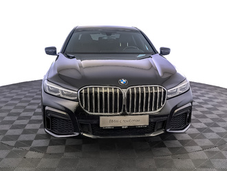 фото BMW 7 (G11/G12) 2021