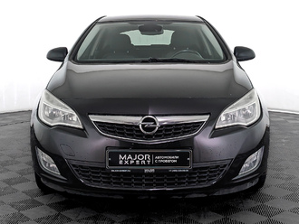 фото Opel Astra J 2011