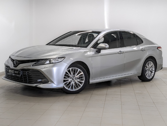 фото Toyota Camry VIII 2019