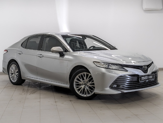 фото Toyota Camry VIII 2019