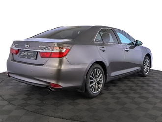 фото Toyota Camry VII 2016