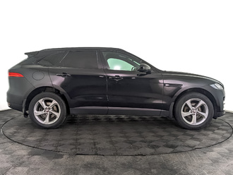 фото Jaguar F-Pace 2017