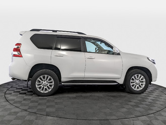 фото Toyota Land Cruiser Prado 150 2016