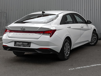 фото Hyundai Elantra VII 2021