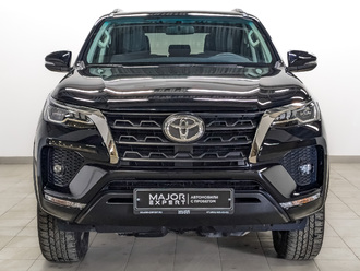 фото Toyota Fortuner II 2021