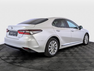 фото Toyota Camry VIII 2022