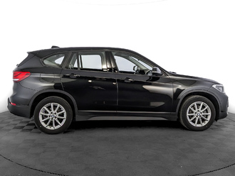 фото BMW X1 (F48) 2020