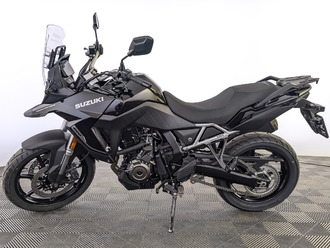 фото V-Strom 800DE 2023