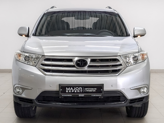 фото Toyota Highlander II 2011