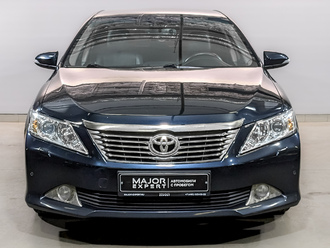 фото Toyota Camry VII 2014