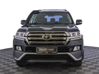 фото Toyota Land Cruiser 200 2017