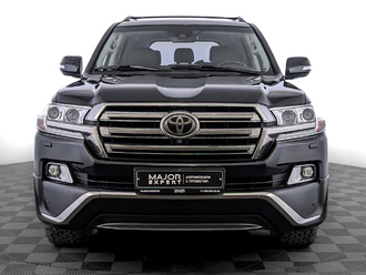 фото Toyota Land Cruiser 200 2017