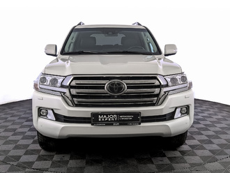 фото Toyota Land Cruiser 200 2018