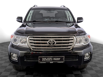 фото Toyota Land Cruiser 200 2014