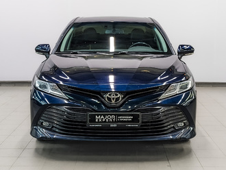 фото Toyota Camry VIII 2020