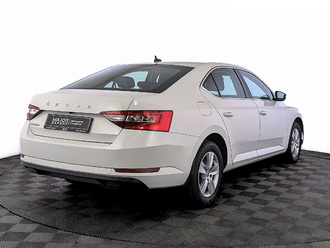 фото Skoda Superb III 2021