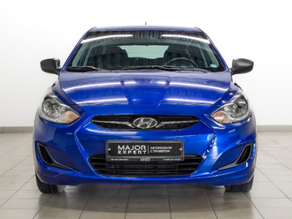 фото Hyundai Solaris I 2012