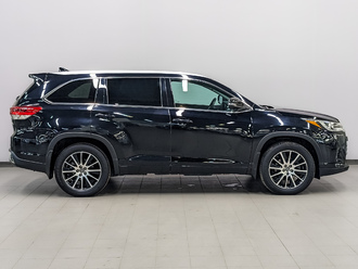 фото Toyota Highlander III 2018