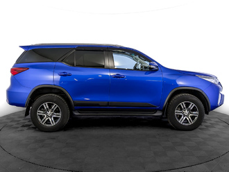 фото Toyota Fortuner II 2019