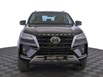 фото Toyota Fortuner II 2022