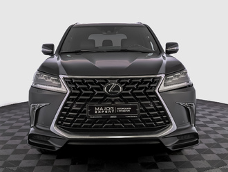 фото Lexus LX III 2020