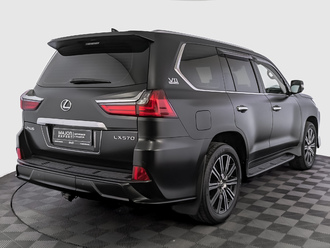 фото Lexus LX III 2020