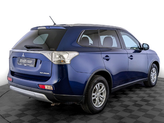 фото Mitsubishi Outlander III 2014