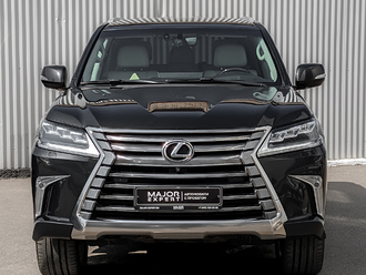 фото Lexus LX III 2017