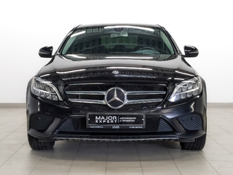 фото Mercedes-Benz C (W/S205) 2019