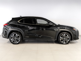 фото Lexus UX 2022