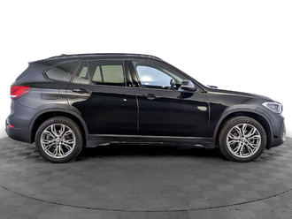 фото BMW X1 (F48) 2020