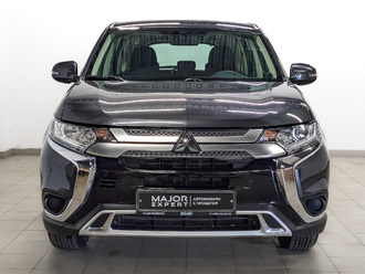 фото Mitsubishi Outlander III 2021