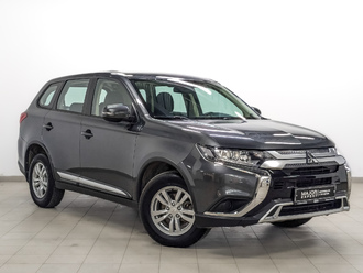 фото Mitsubishi Outlander III 2021