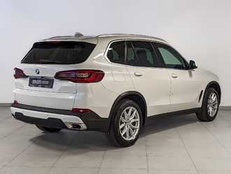 фото BMW X5 (G05) 2021