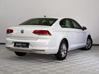 фото Volkswagen Passat B8 2019