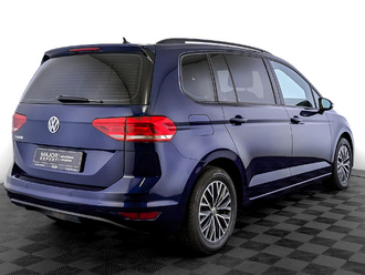 фото Volkswagen Touran II 2018