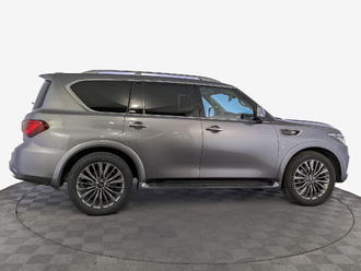 фото Infiniti QX80 2019