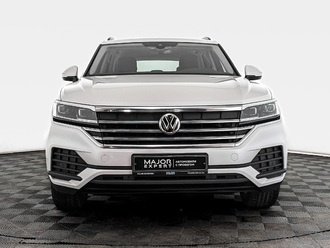 фото Volkswagen Touareg III 2020