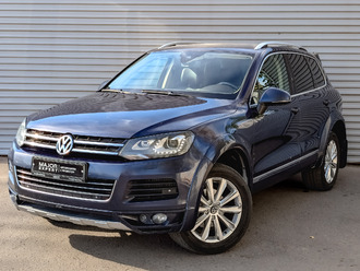 фото Volkswagen Touareg II 2014